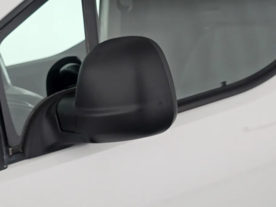 بيجو بارتنر Short van 2023 