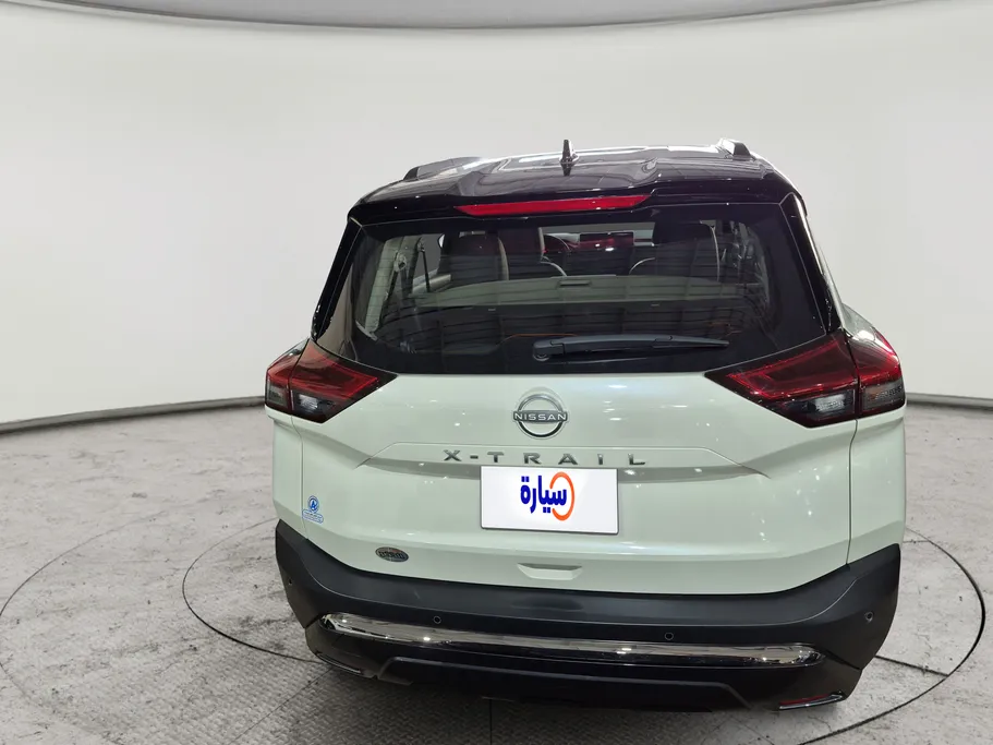 2025 نيسان Xtrail SV Plus 
