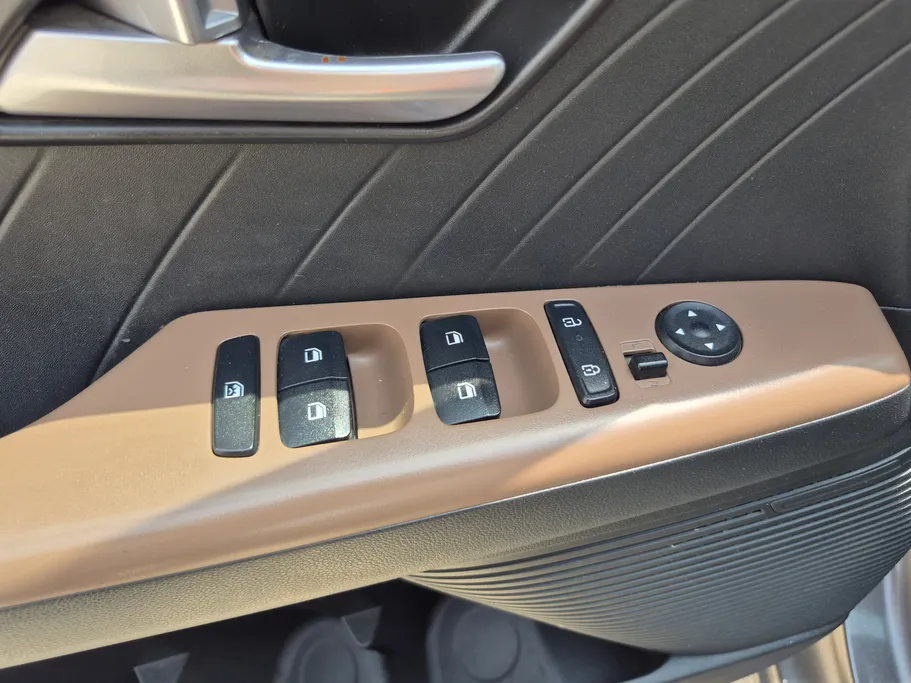 2025 Hyundai Accent Fleet 