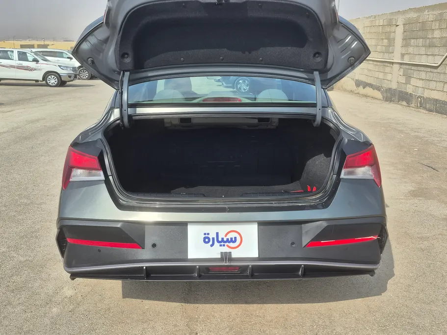 2025 Hyundai Elantra Fleet 