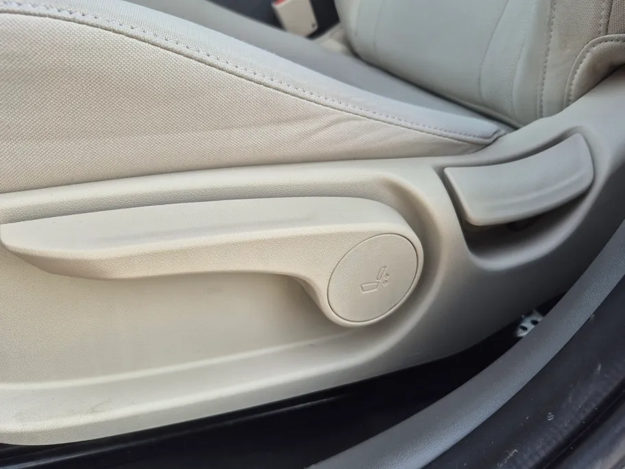 2025 Hyundai Elantra Fleet 