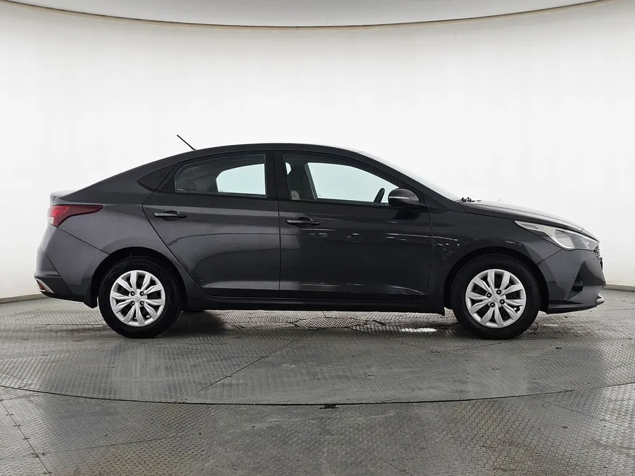 2023 Hyundai Accent Smart 