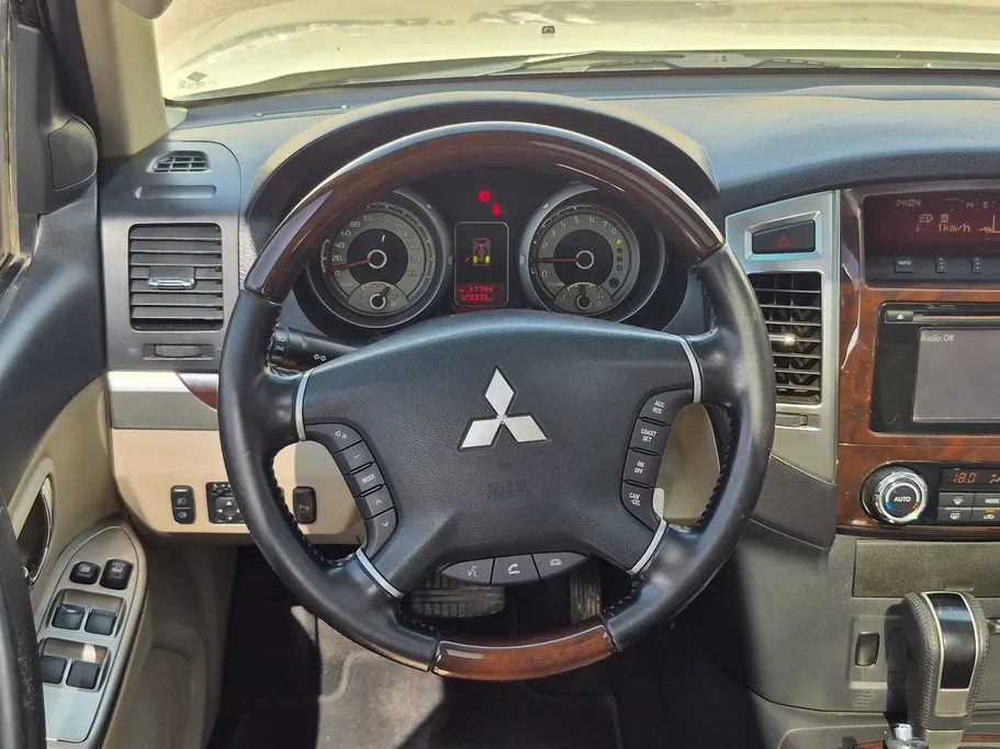 ميتسوبيشي باجيرو GLS 4Doors 2019 