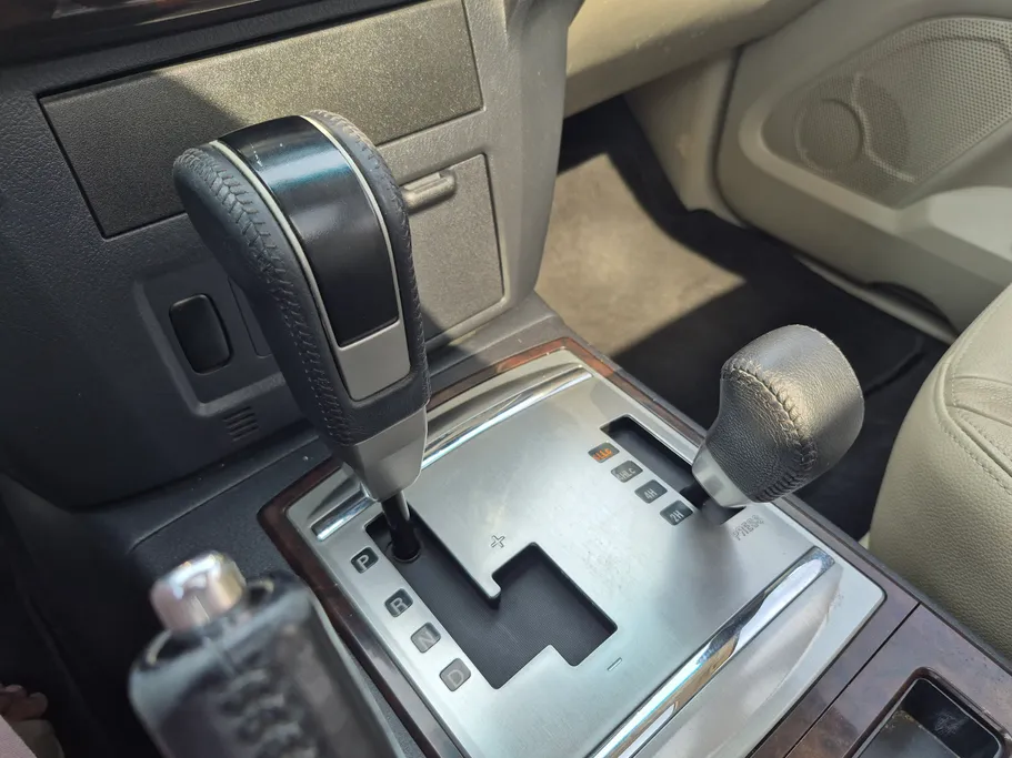 ميتسوبيشي باجيرو GLS 4Doors 2019 