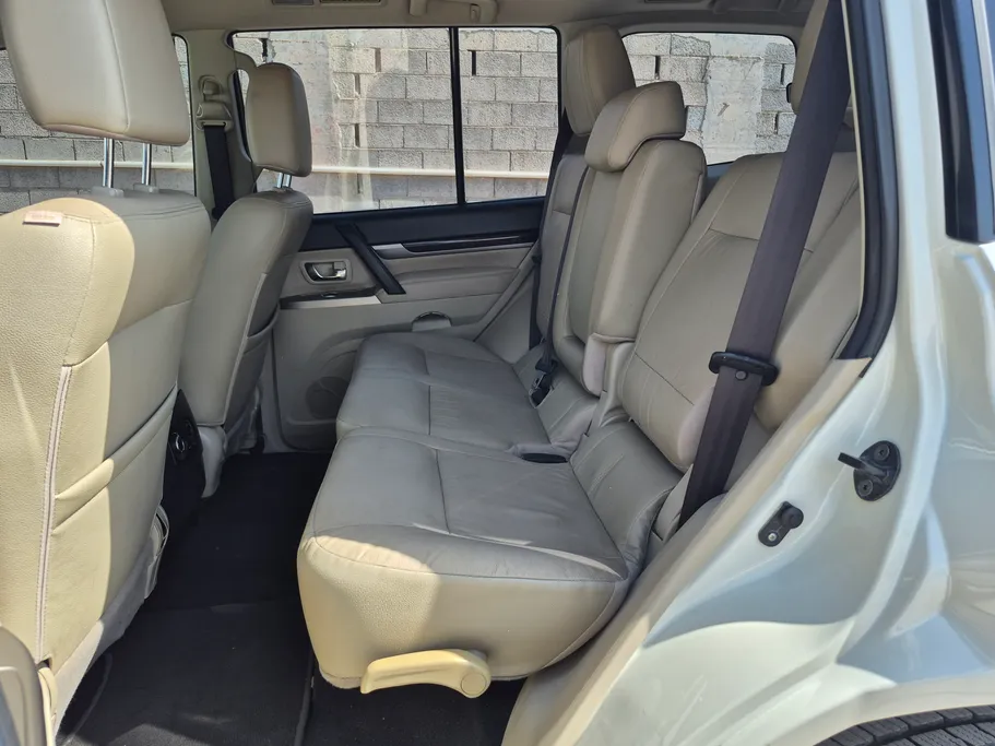 ميتسوبيشي باجيرو GLS 4Doors 2019 