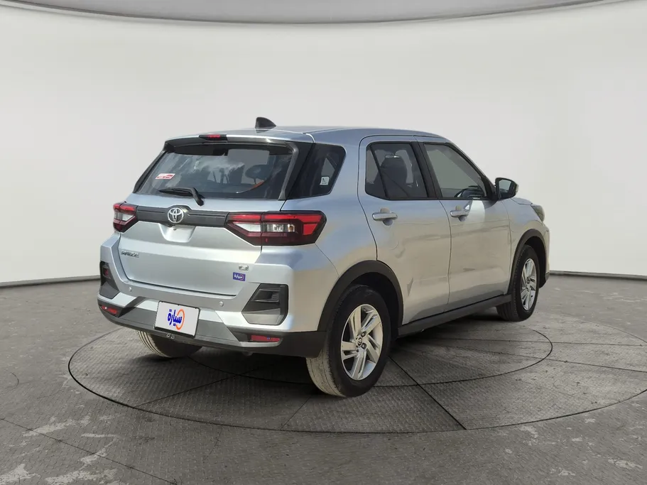 2024 Toyota Raize XLE 