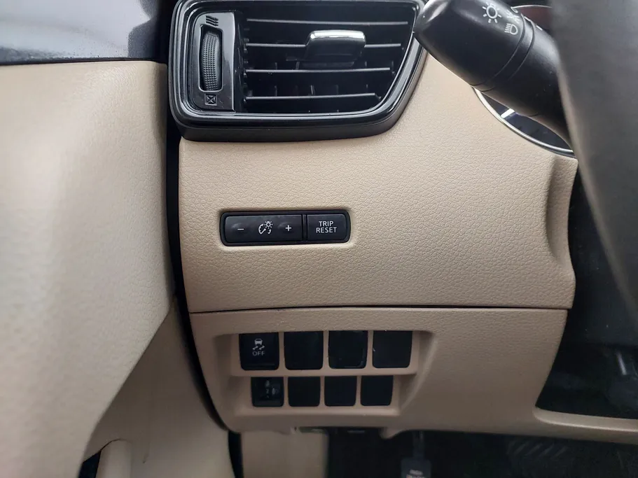 نيسان أكس تريل S 7 Seats 2021 