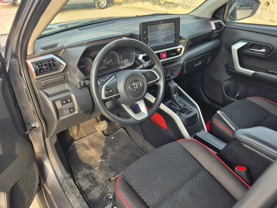 2024 Toyota Raize XLE 
