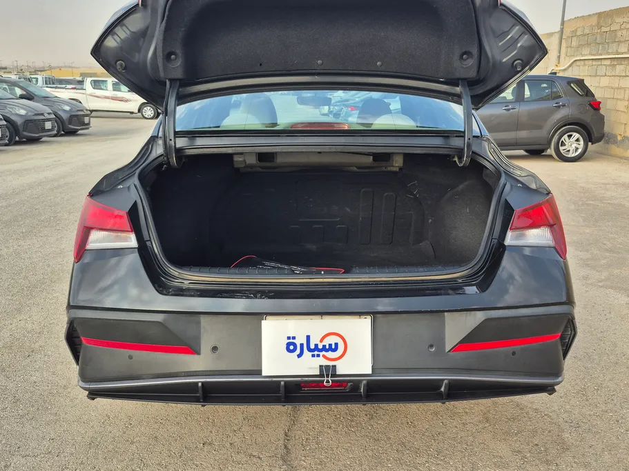 2025 Hyundai Elantra Fleet 