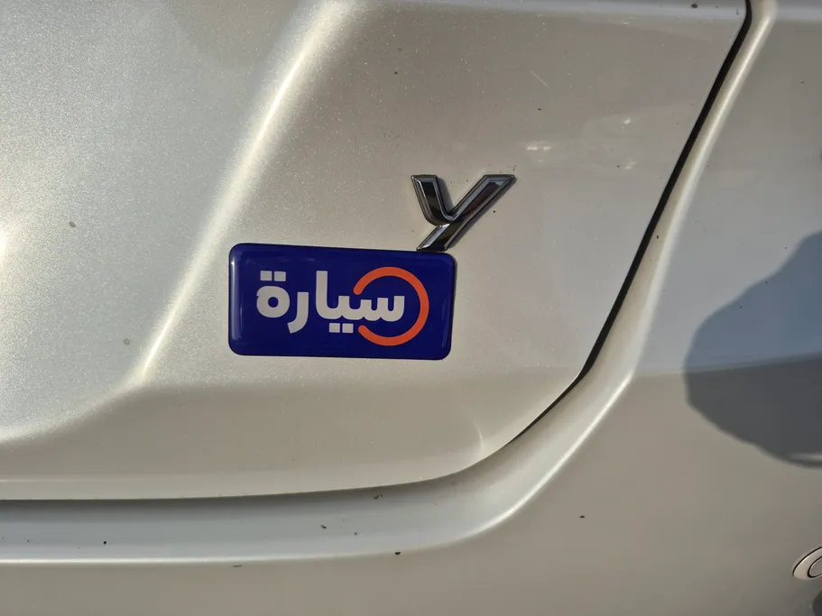 تويوتا يارس Y 2024 