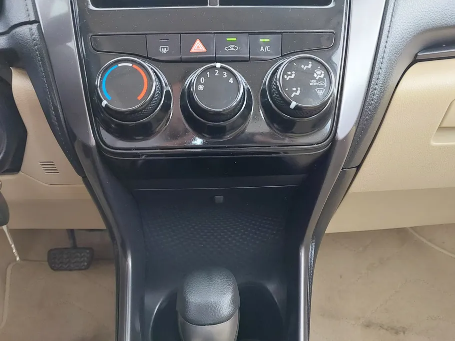 2022 Toyota Yaris  Y Plus 