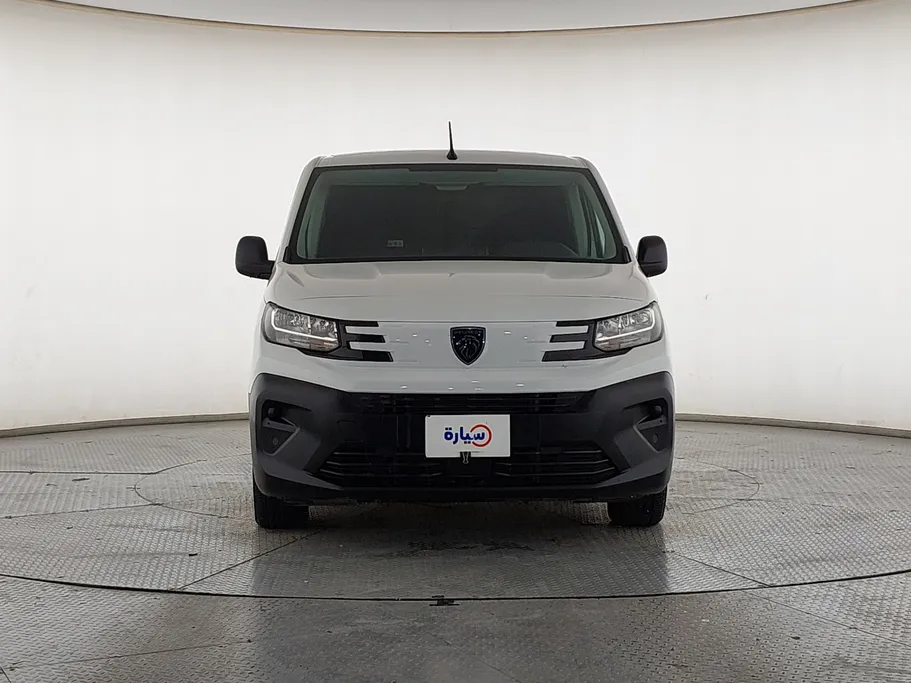 بيجو بارتنر Short van 2025 