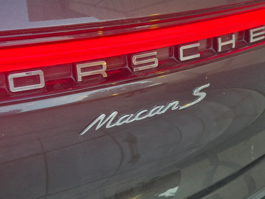 بورش ماكان S 2024 