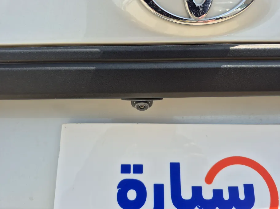 2024 تويوتا Yaris  Y 
