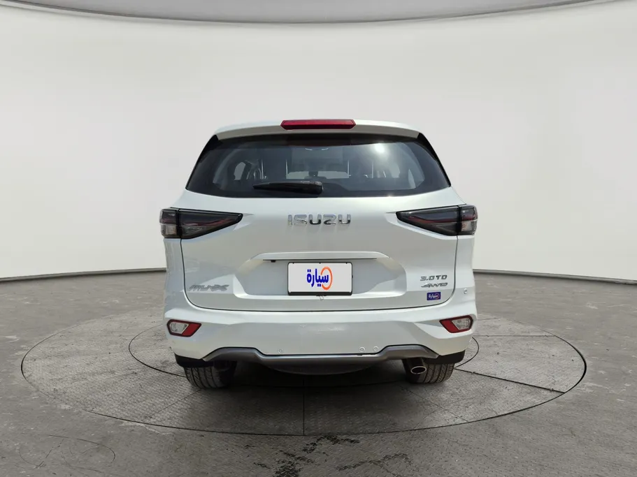 2024 Isuzu MU Full 