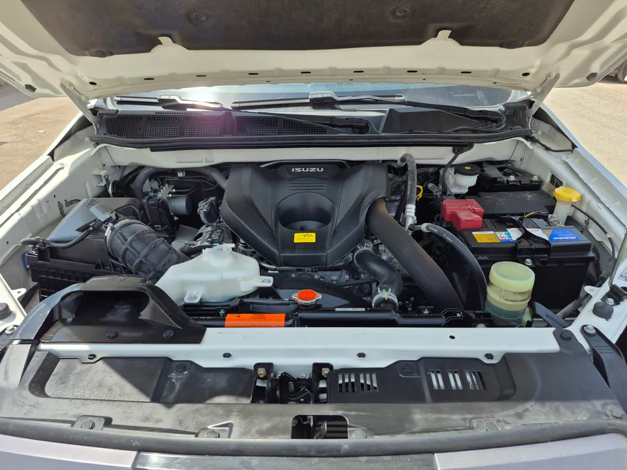 2024 Isuzu MU Full 