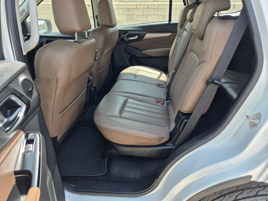 2024 Isuzu MU Full 