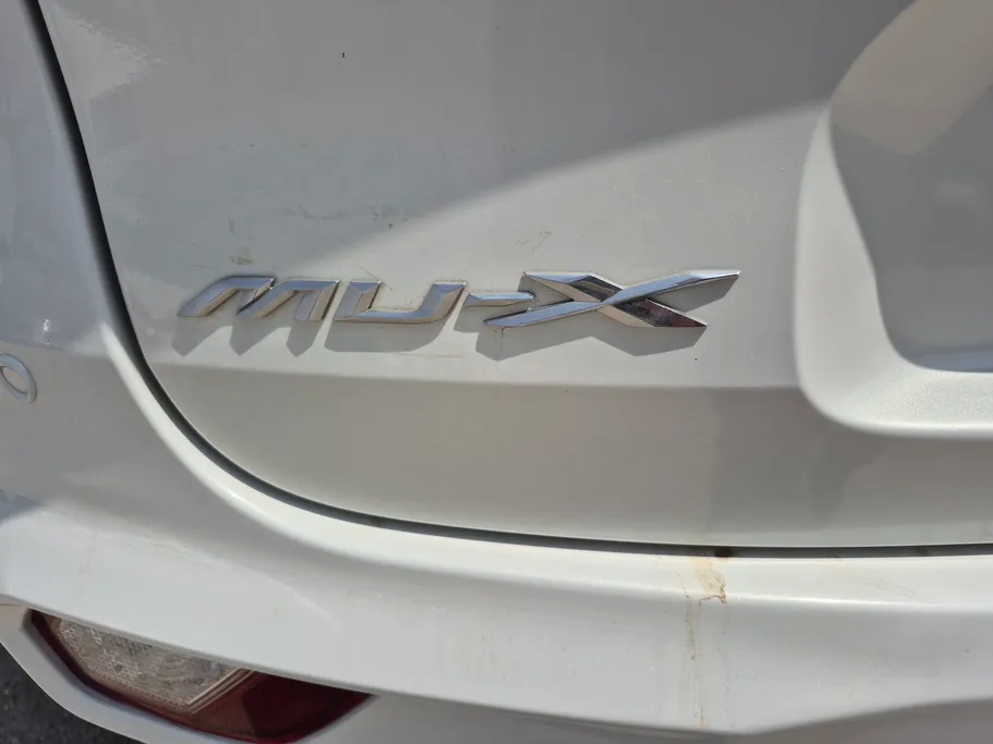2024 Isuzu MU Full 