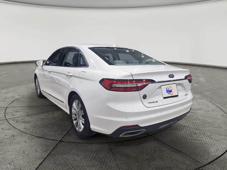2020 Ford Taurus Ambiente 