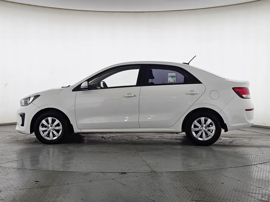 2025 Kia Pegas LX 