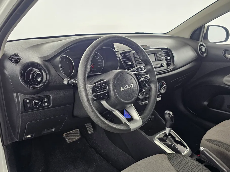 2025 Kia Pegas LX 