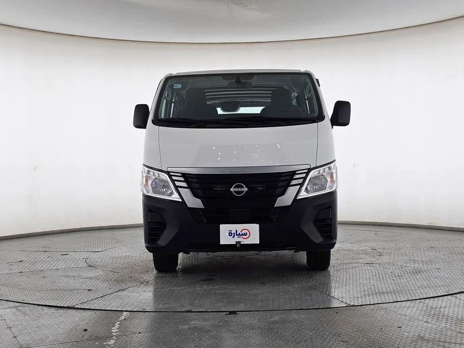 2023 Nissan Urvan بضاعة 