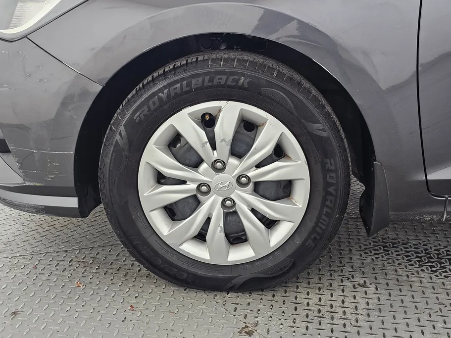 2023 Hyundai Accent Smart 