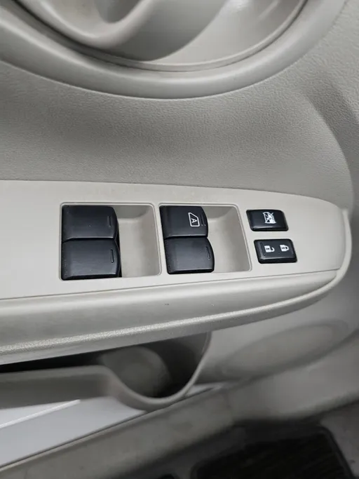 2023 Nissan Sunny SV Comfort 