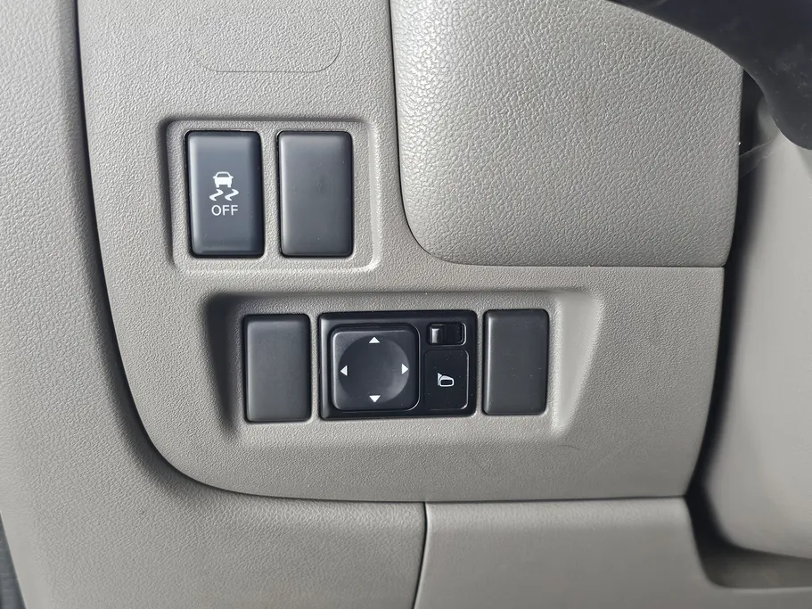 2023 Nissan Sunny SV Comfort 