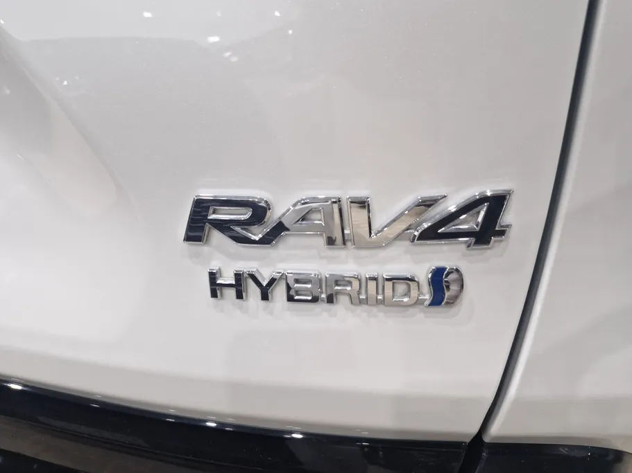 تويوتا راف فور XLE HEV 2024 