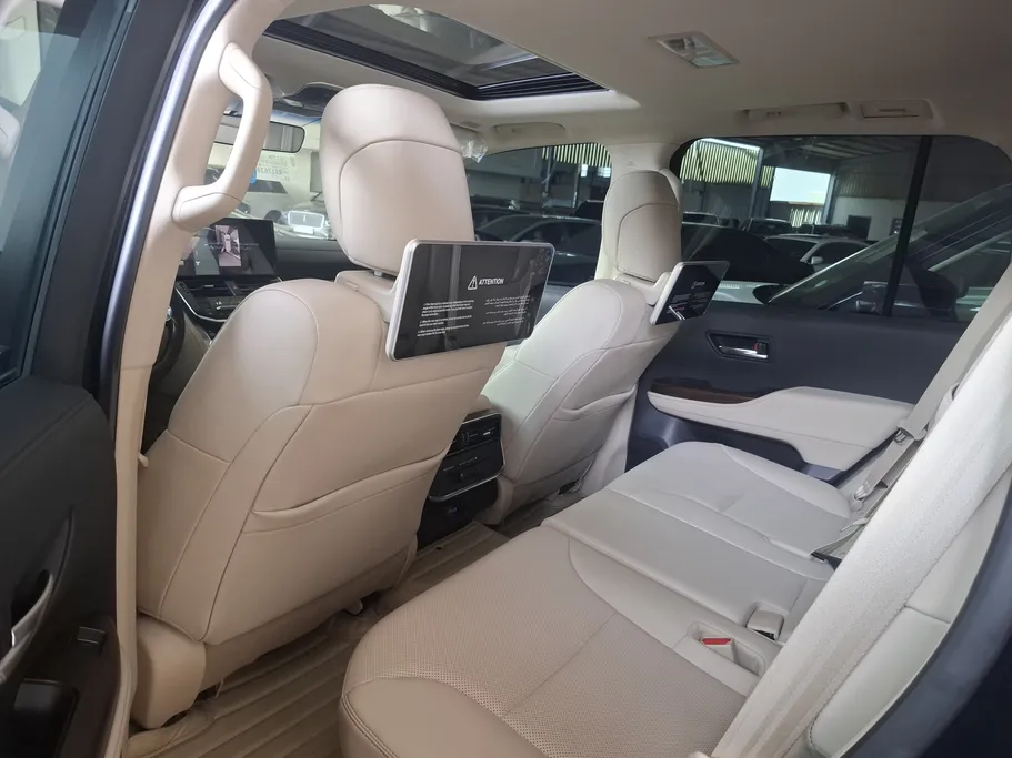 2024 Toyota Land Cruiser GXR4 