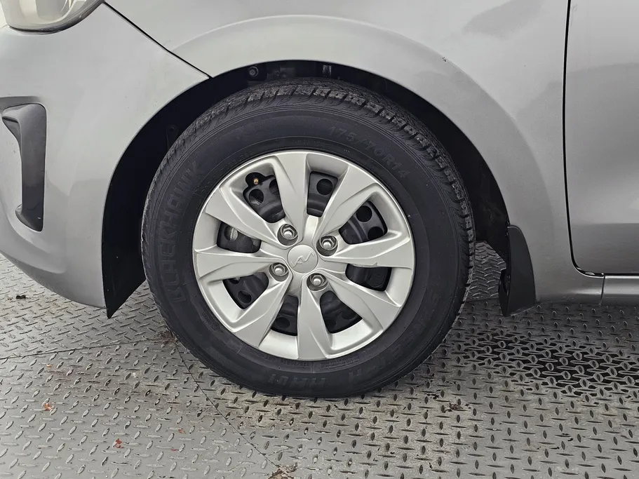 2024 Kia Pegas LX 