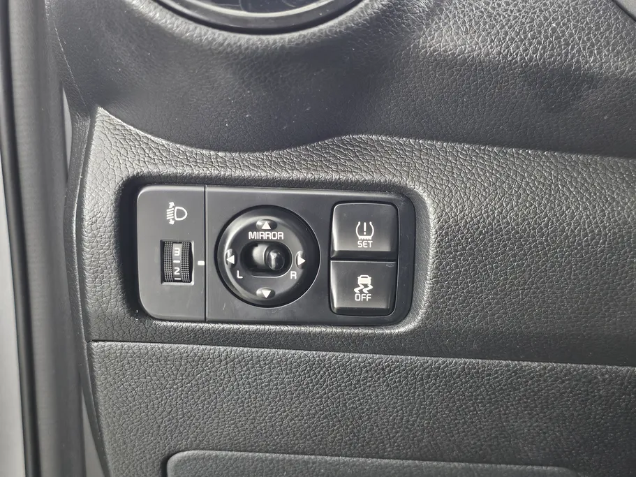 2024 Kia Pegas LX 