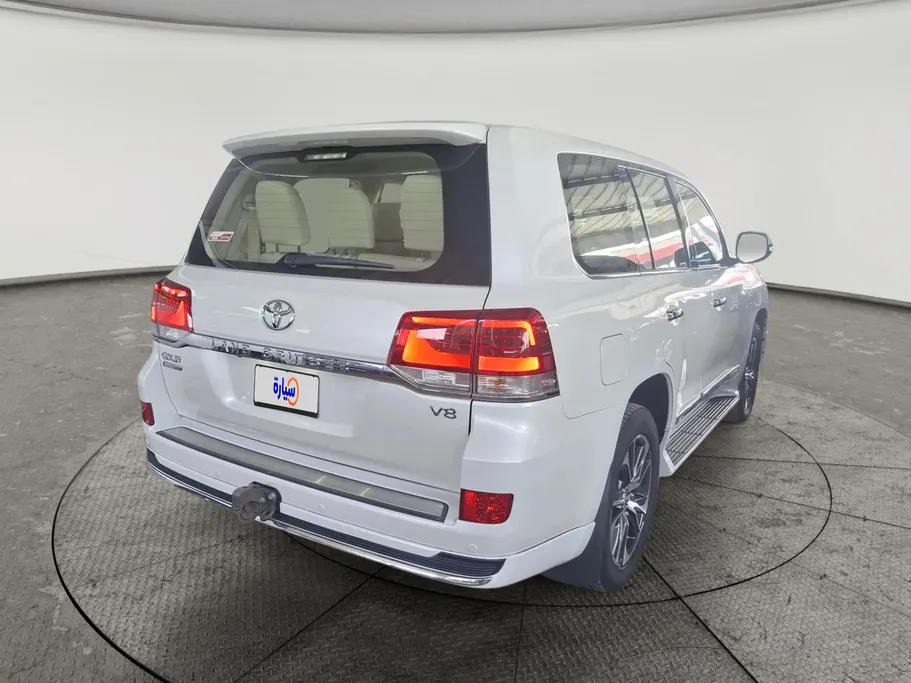 تويوتا لاندكروزر GXR Grand Touring 2020 