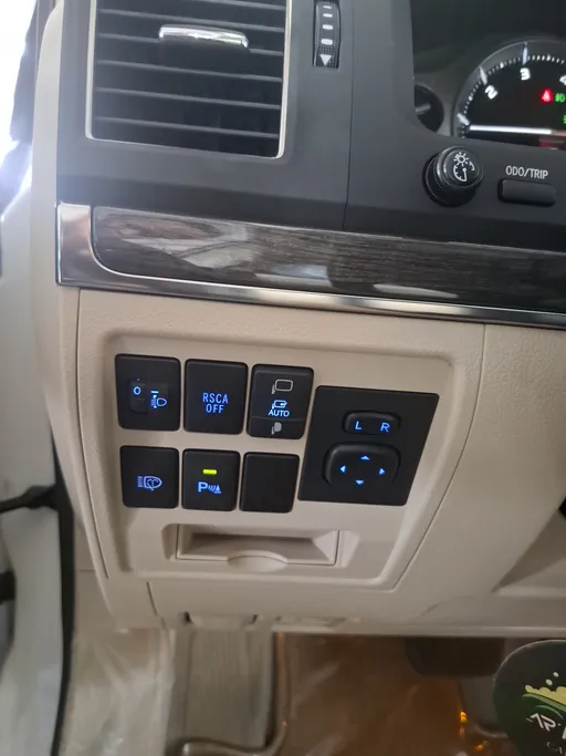 2020 Toyota Land Cruiser GXR Grand Touring 