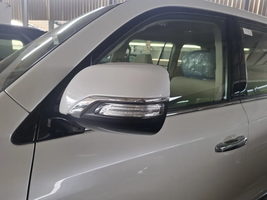 2020 Toyota Land Cruiser GXR Grand Touring 