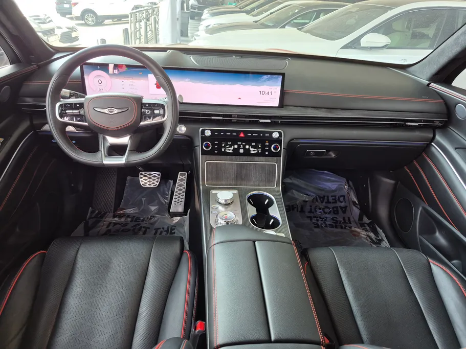 2025 Genesis GV80 Platinum 
