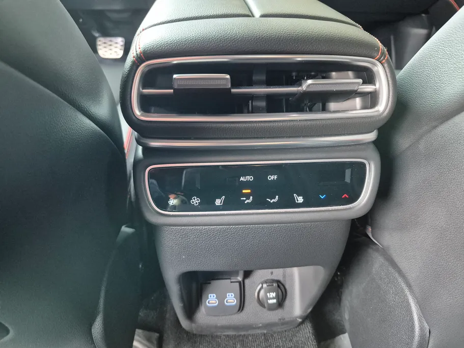 2025 Genesis GV80 Platinum 