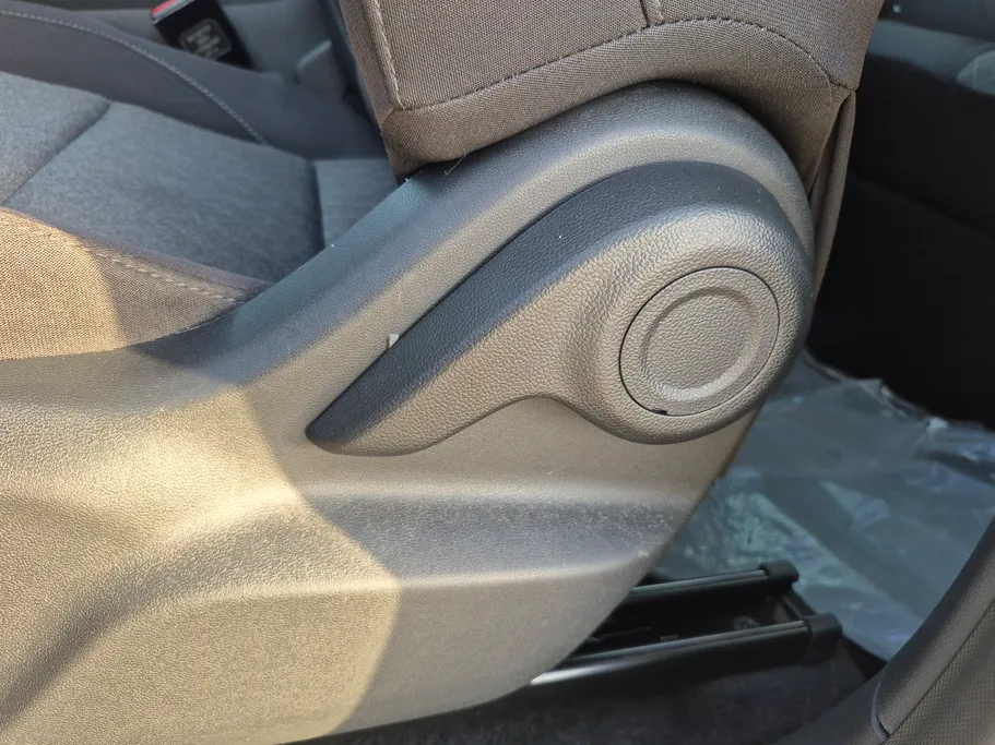 2026 MG ZS STD 