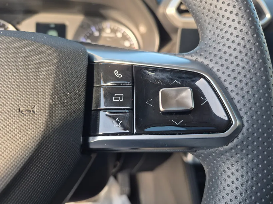 2026 MG ZS STD 