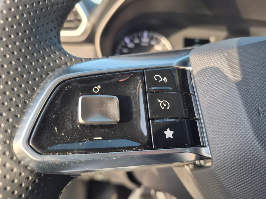 2026 MG ZS STD 
