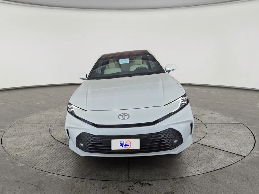 2026 Toyota Camry  LE HEV 