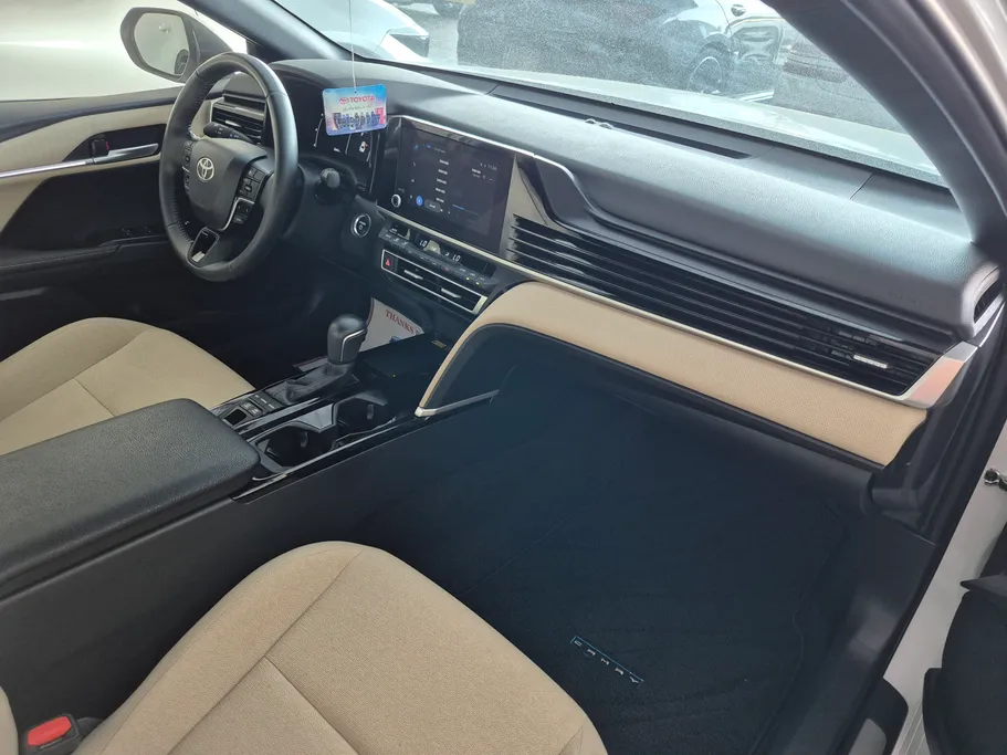 2026 Toyota Camry  LE HEV 