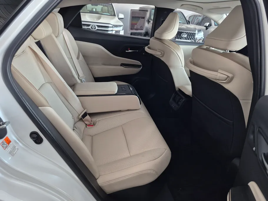 2023 Toyota Crown Majesta 