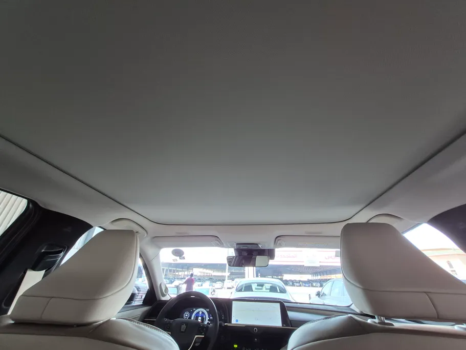 2023 Toyota Crown Majesta 