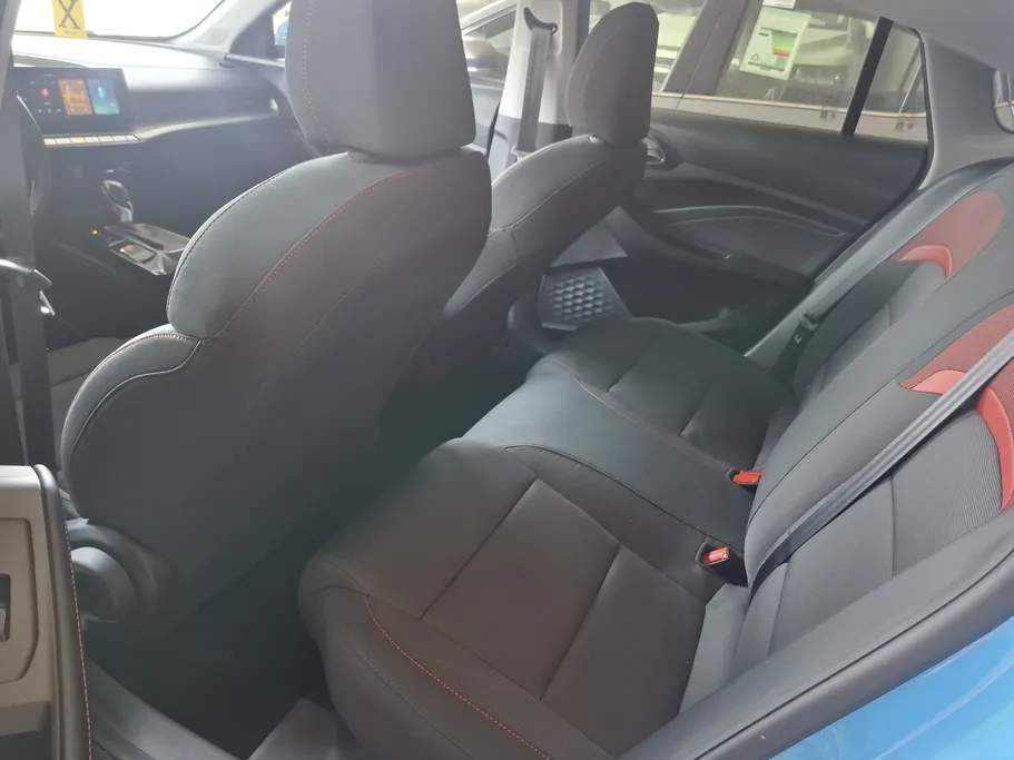 2024 MG GT STD 
