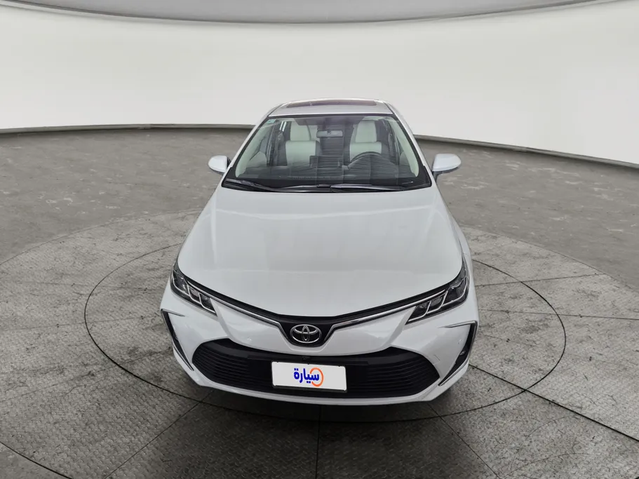 تويوتا كورولا XLI Executive Moonroof 2023 