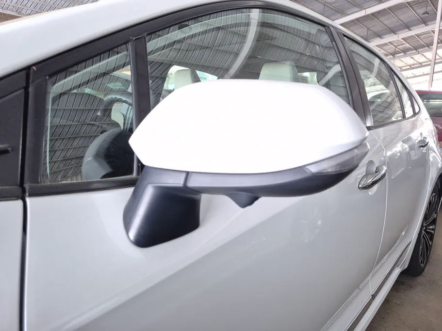 تويوتا كورولا XLI Executive Moonroof 2023 