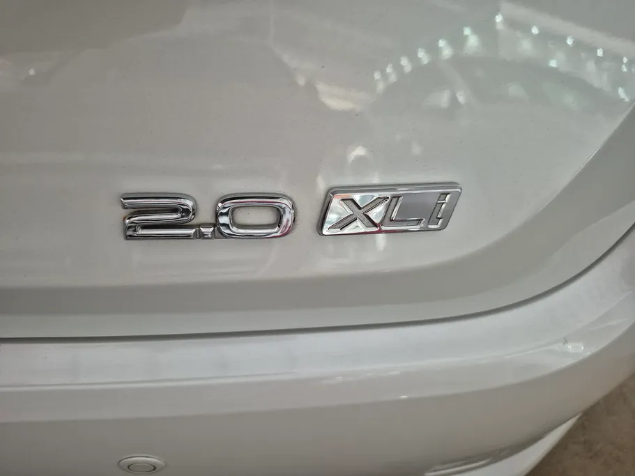 تويوتا كورولا XLI Executive Moonroof 2023 