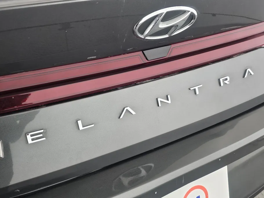 2023 Hyundai Elantra Fleet 